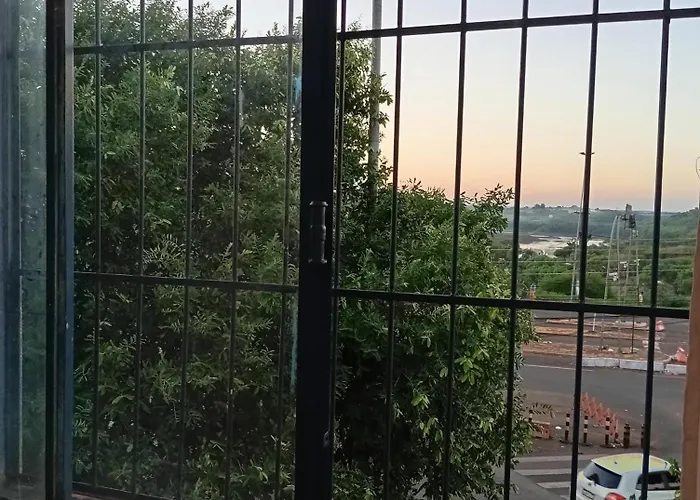Fronteiras Hostel - Ponte Da Amizade